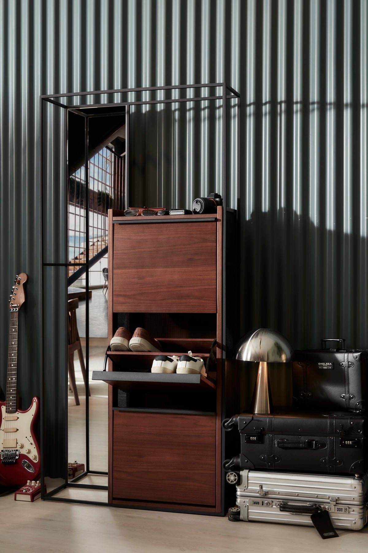 Cadre Shoe Rack