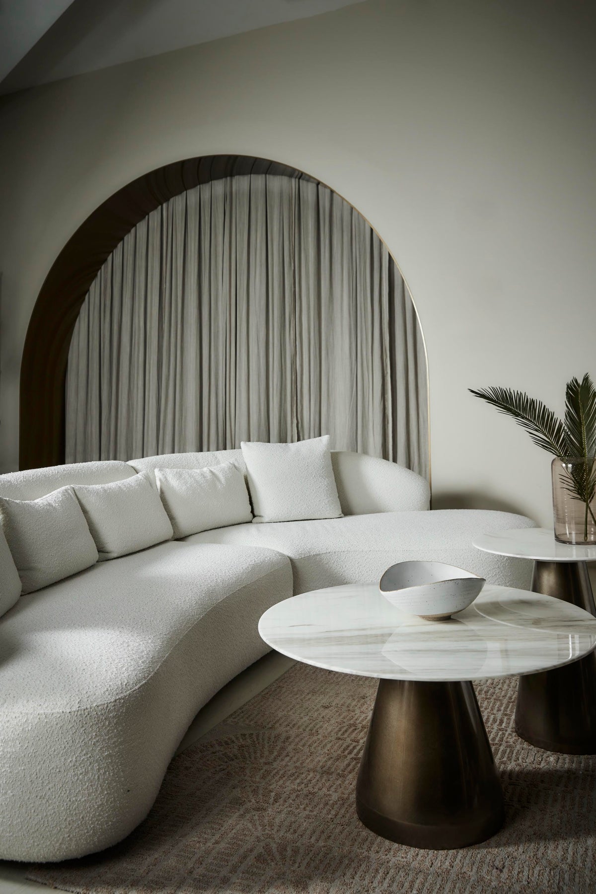 Poet Sofa 4 Seater