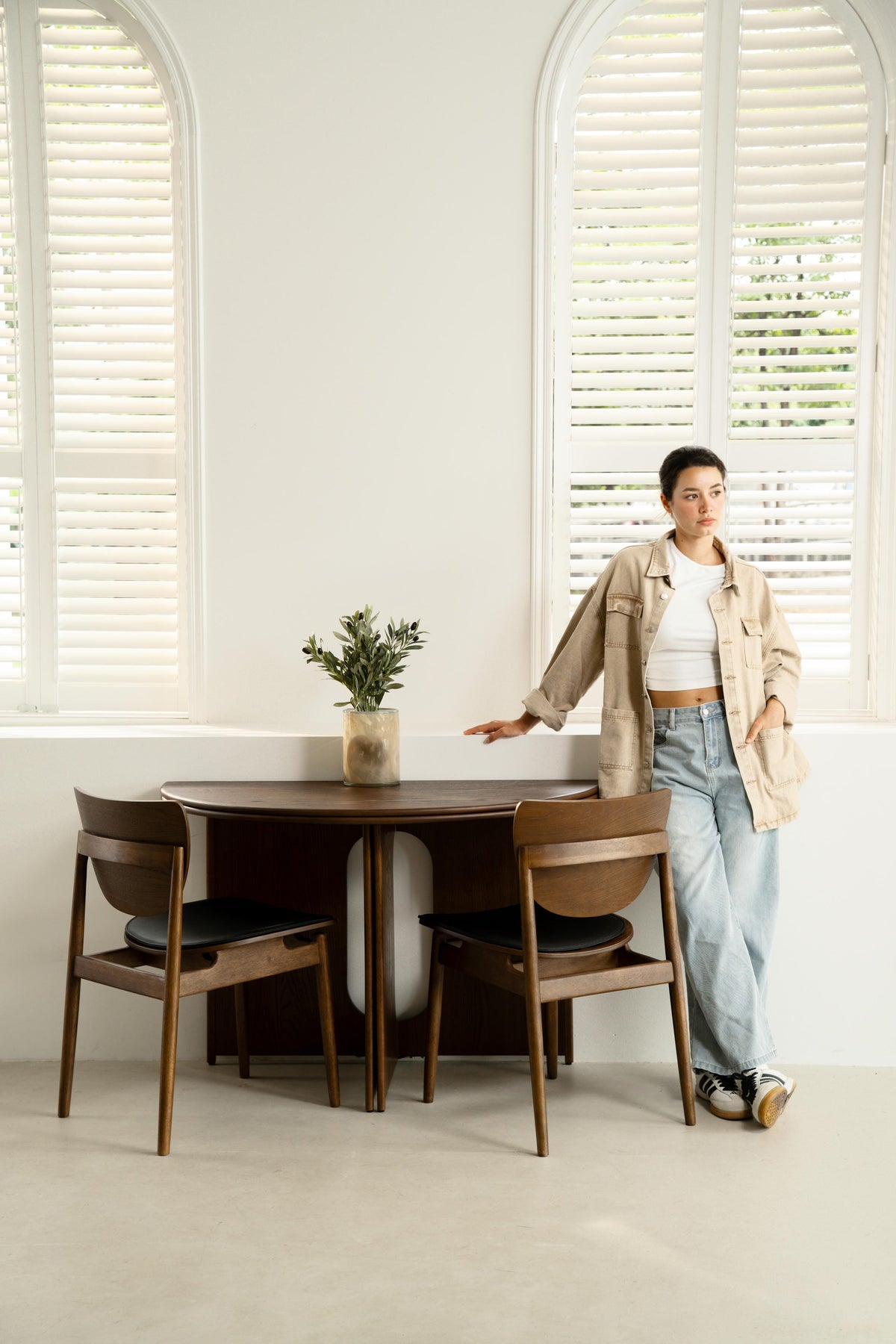 Rituals Round Dining Table